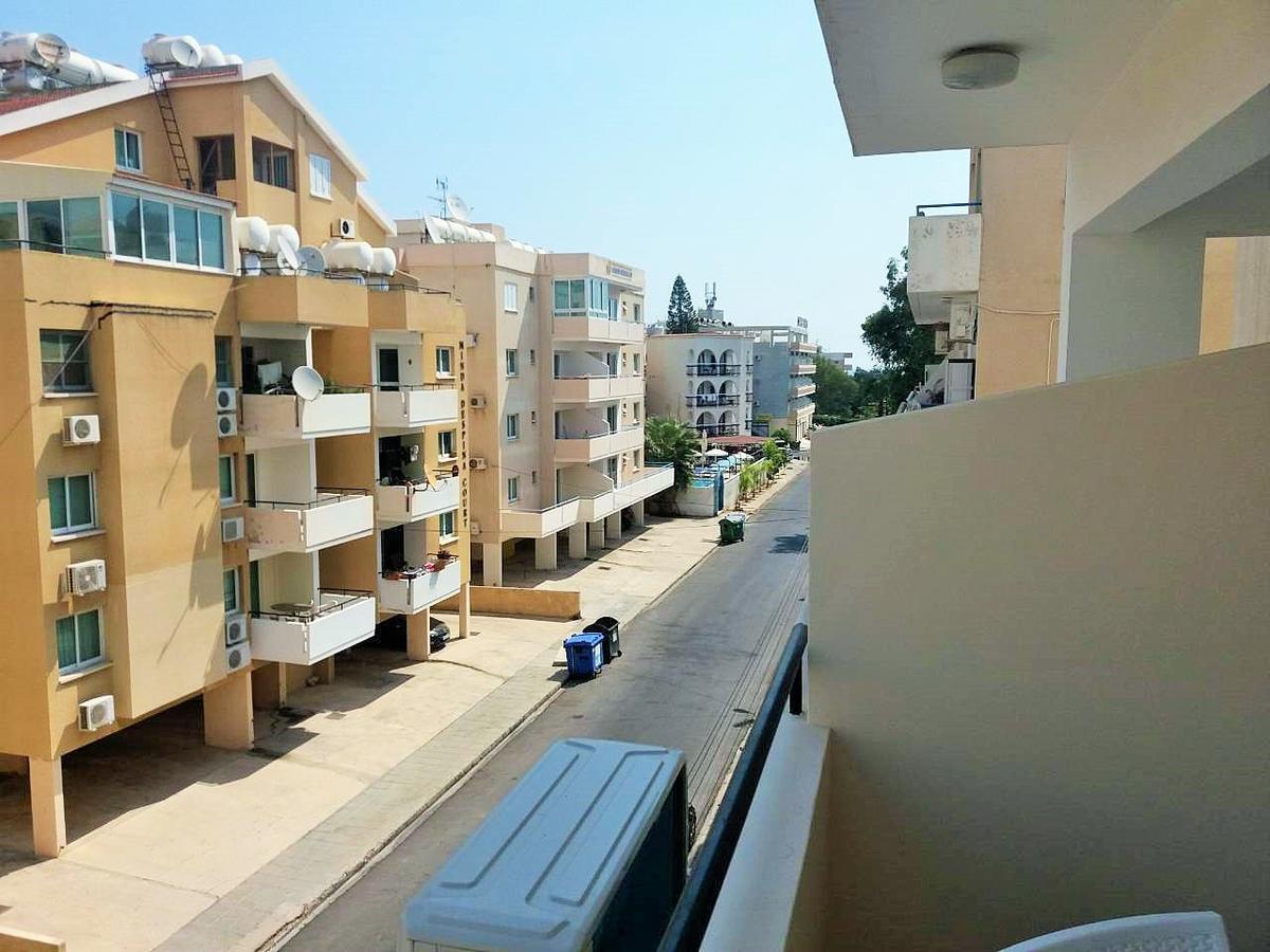 Apartment 301 Carisa Napa - Holiday Flats Larnaca Eksteriør billede